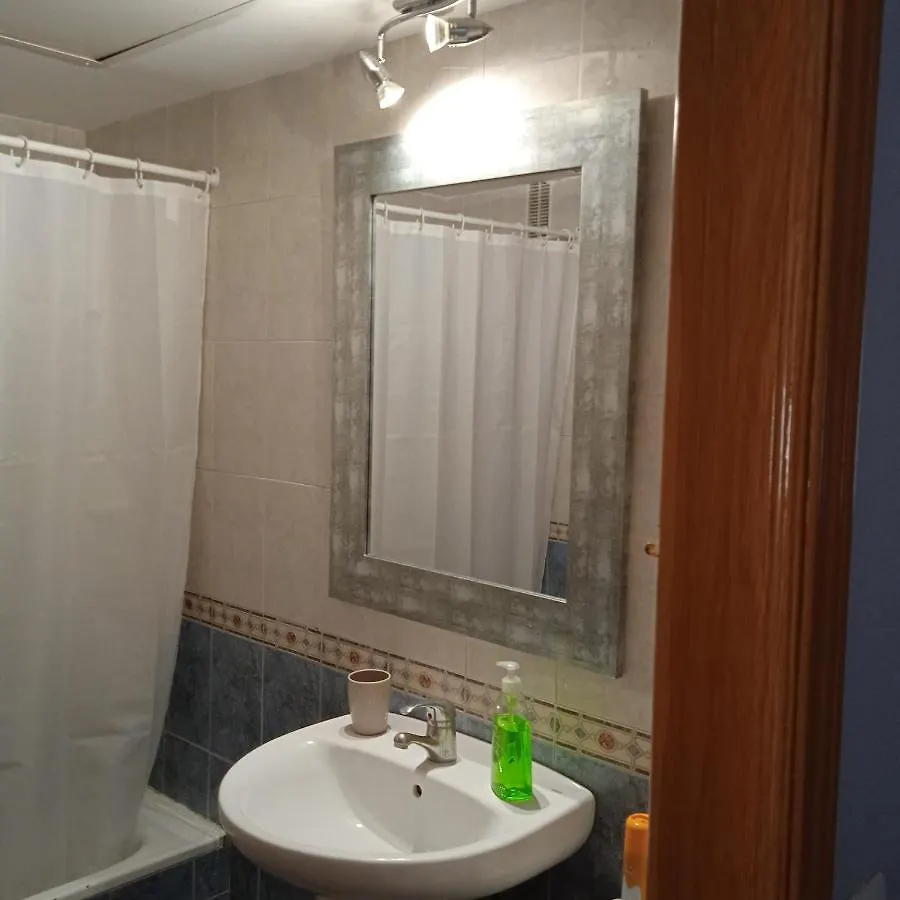 Apartment Torremolinos Alquilo Habitacion Con Bano Compartido Y Cocina Compartida Spain